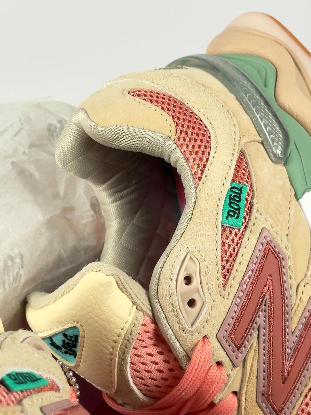 NB Colaboration Pink / Green / Beige