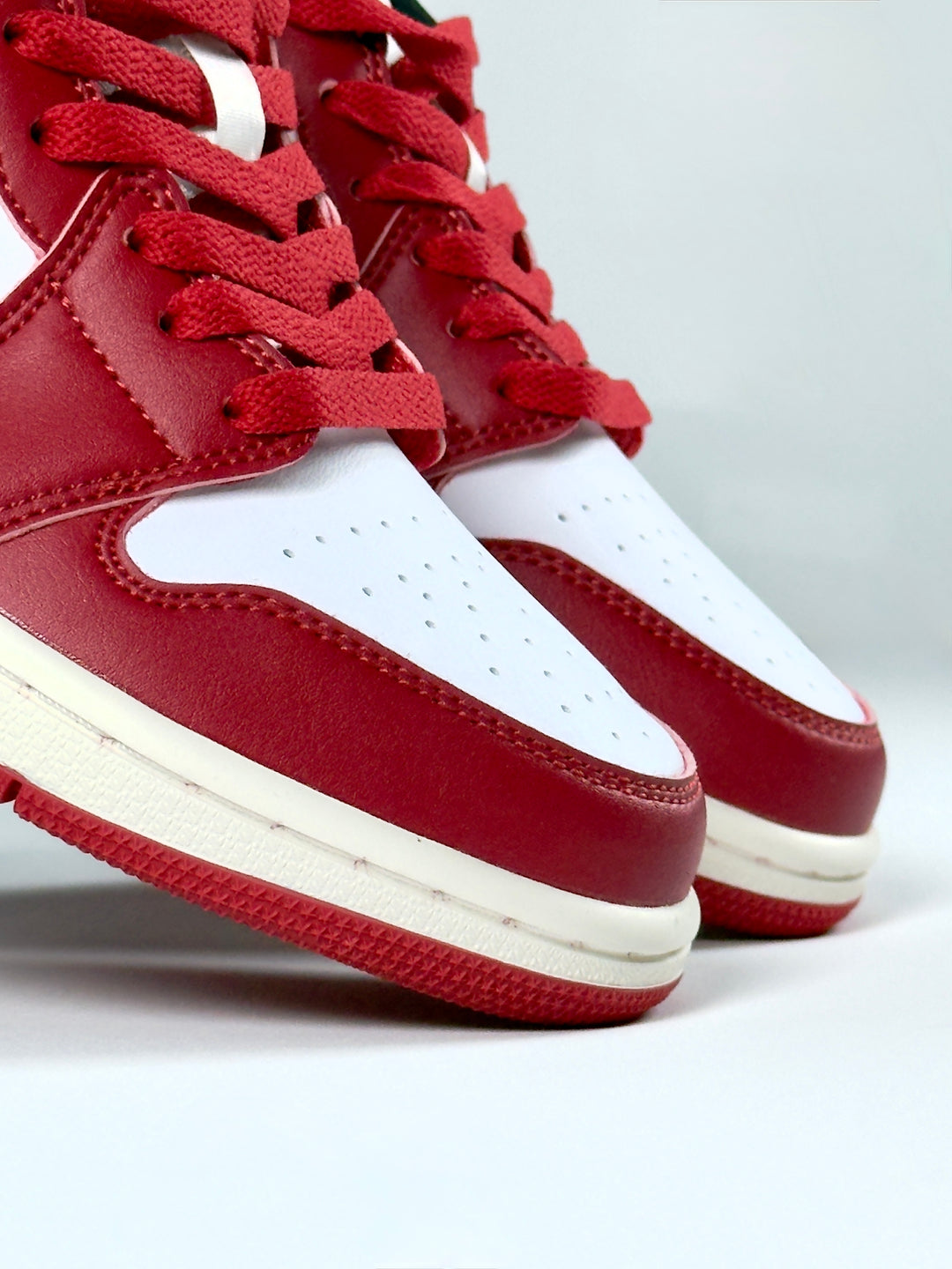 Nike Air Jordan 1 Red/White/Black