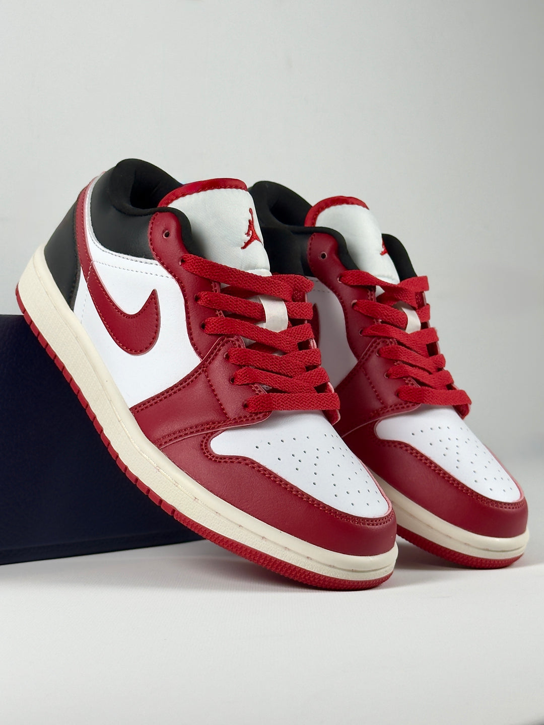 Nike Air Jordan 1 Red/White/Black