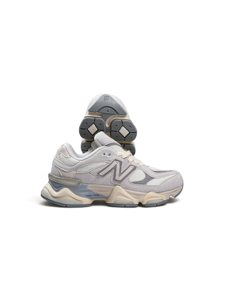 NB Light / Beige Sneakers