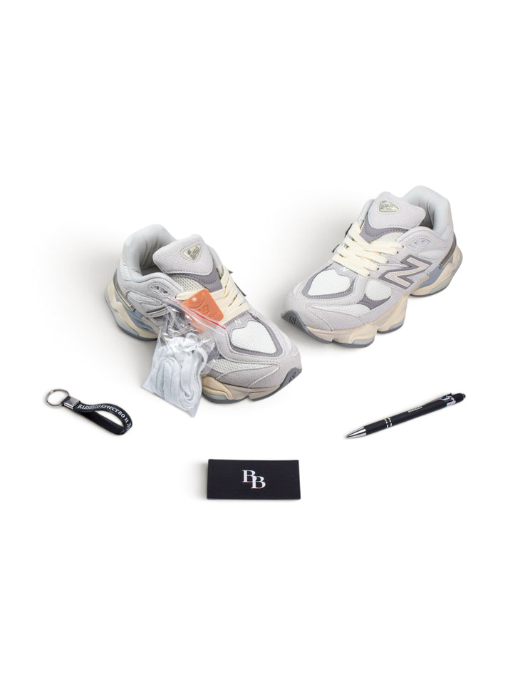 NB Light / Beige Sneakers