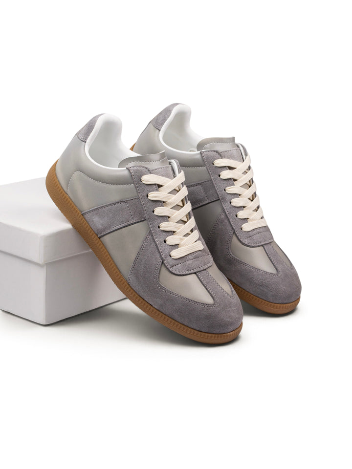 MM Low-Top Light Grey Sneaker