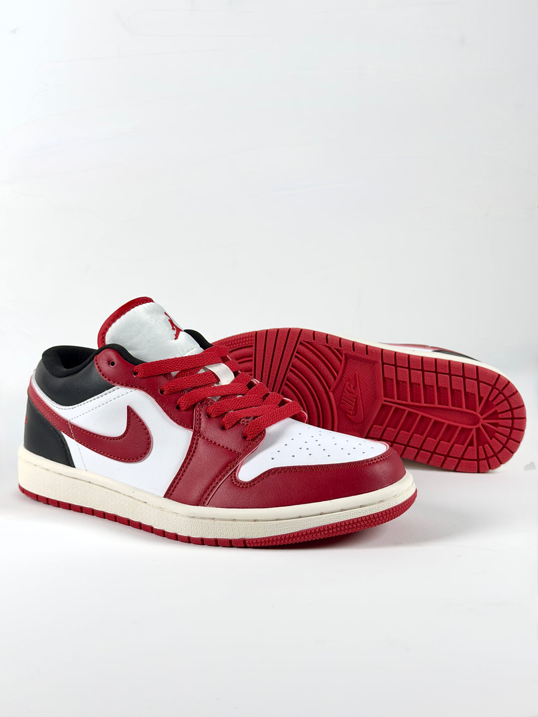 Nike Air Jordan 1 Red/White/Black