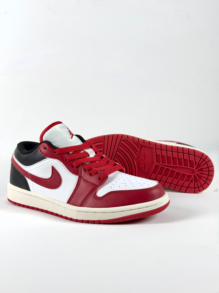Nike Air Jordan 1 Red/White/Black