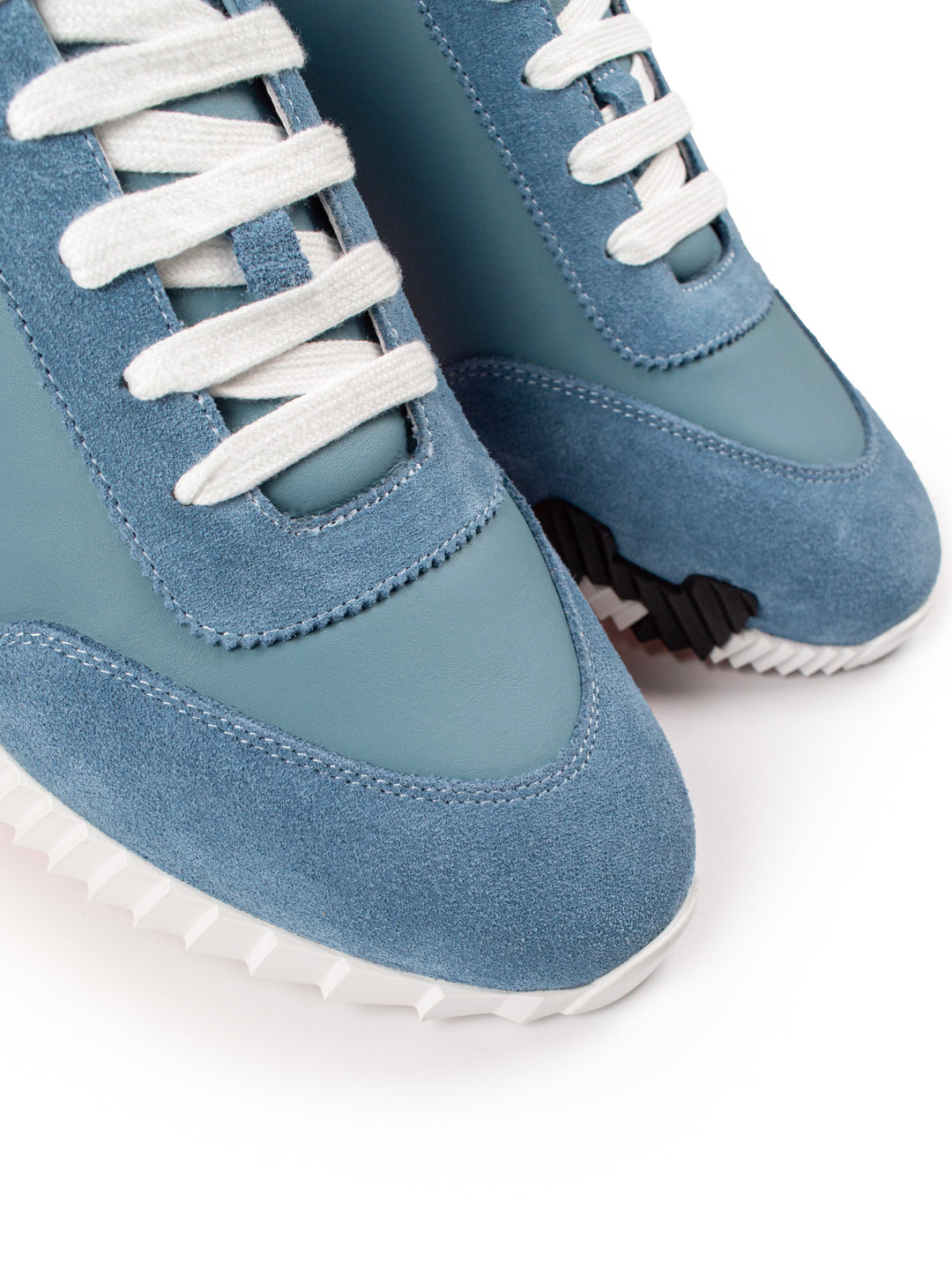 HRMS Sneaker Blue / White Accent
