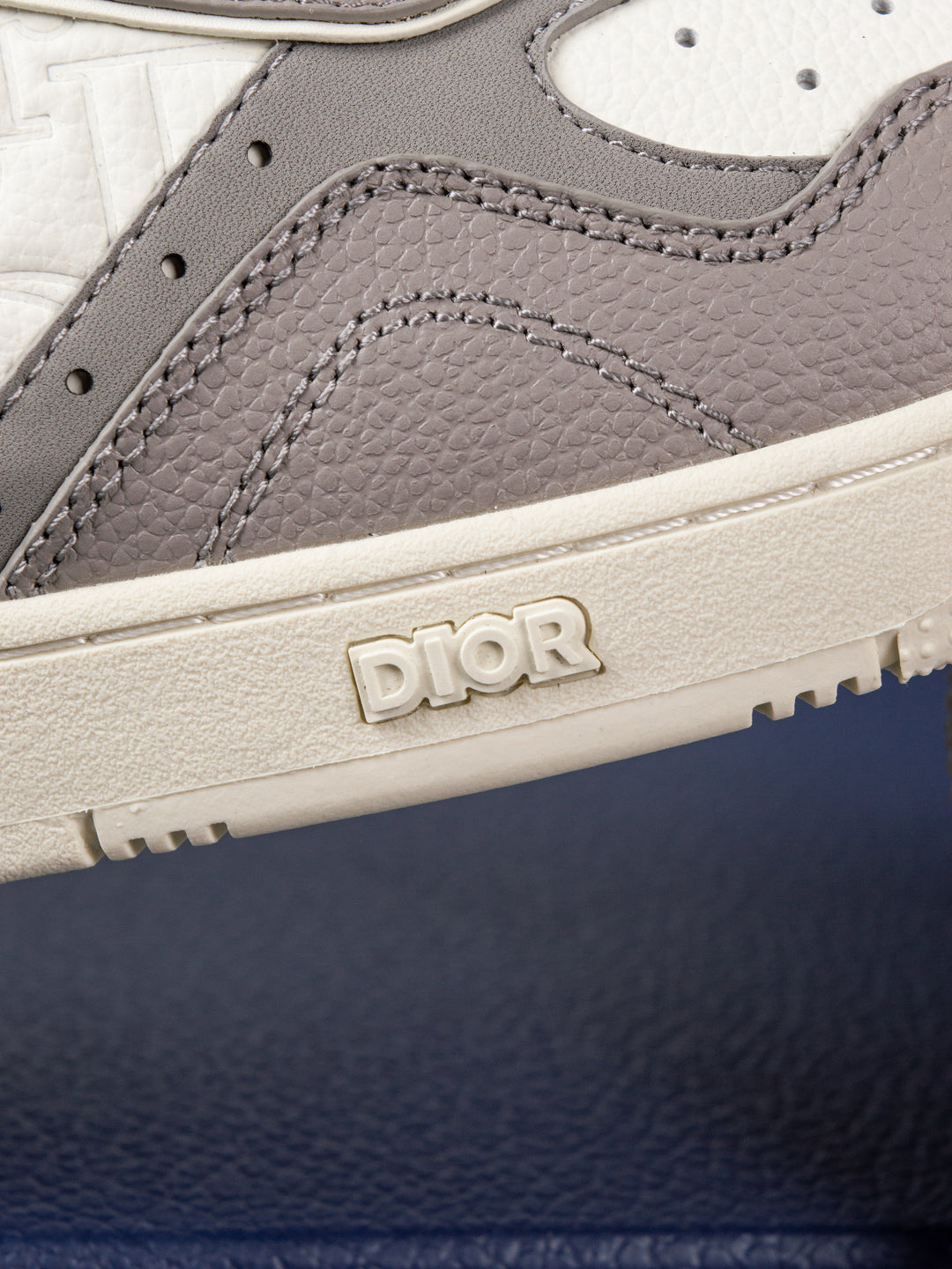 CD B27 Low-Top Cream Grained Calfskin Sneakers