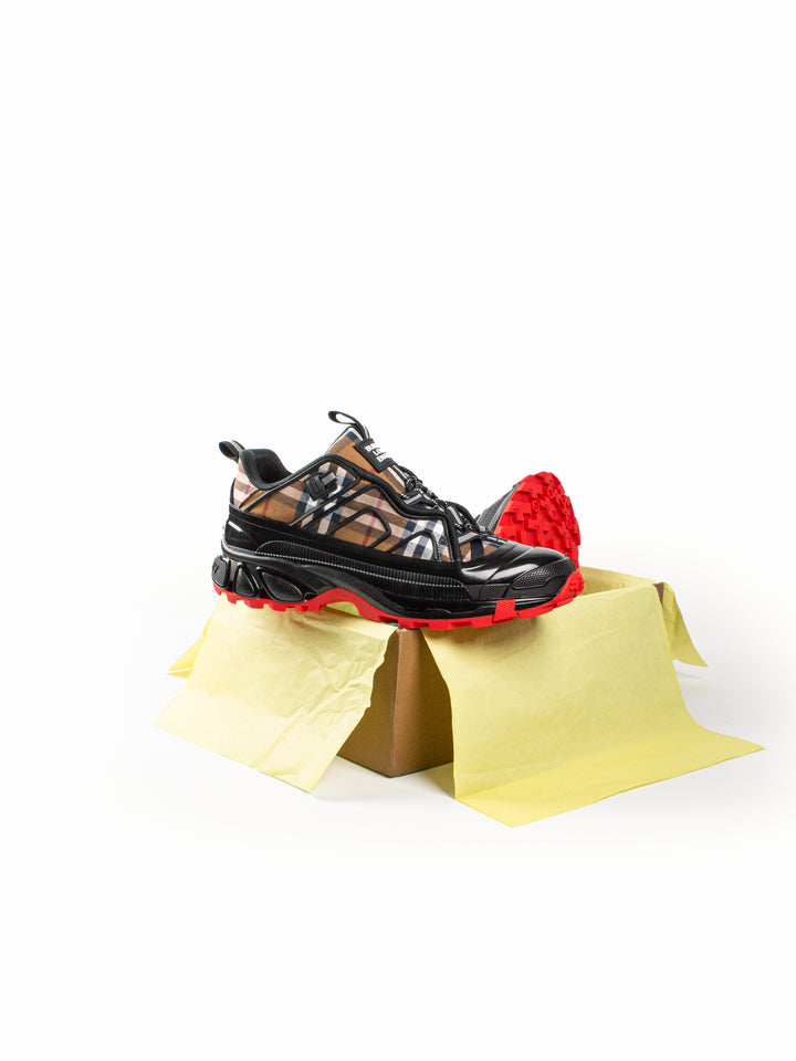 BBRY Sneakers / Red Bottom