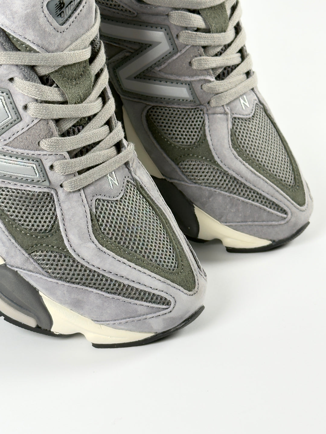 New Balance 9060 Inside Voice Grey/Black