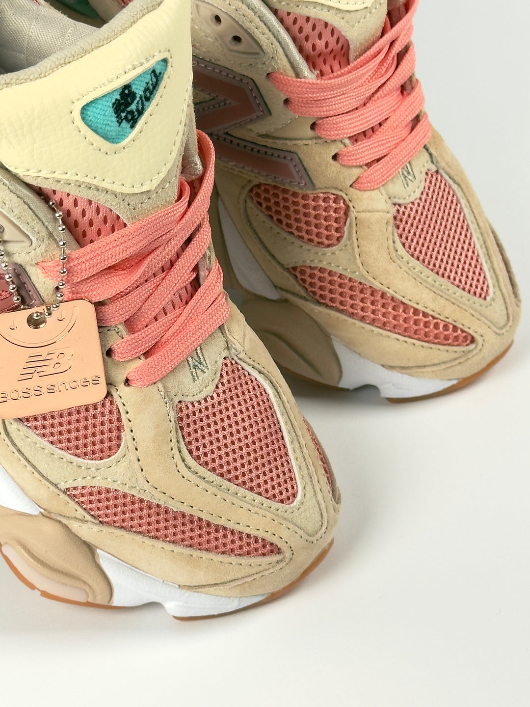NB Colaboration Pink / Green / Beige