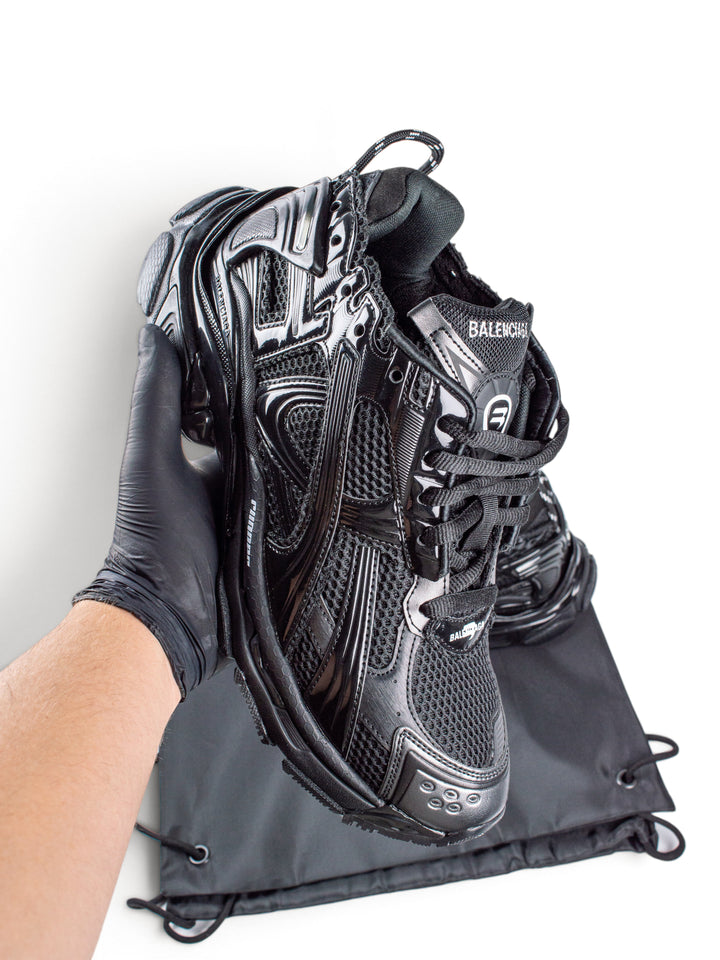 BLCG Runner Black Sneakers