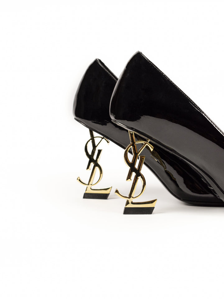 YSL Closed Heels Black / Gold