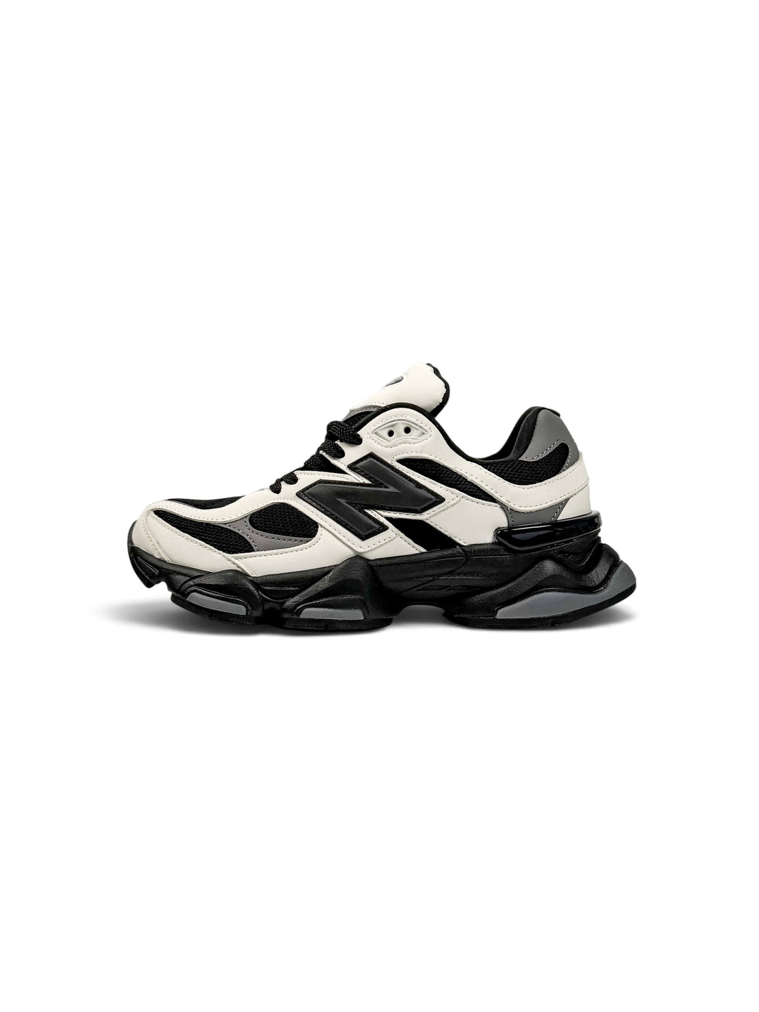 NB Black / White Accent