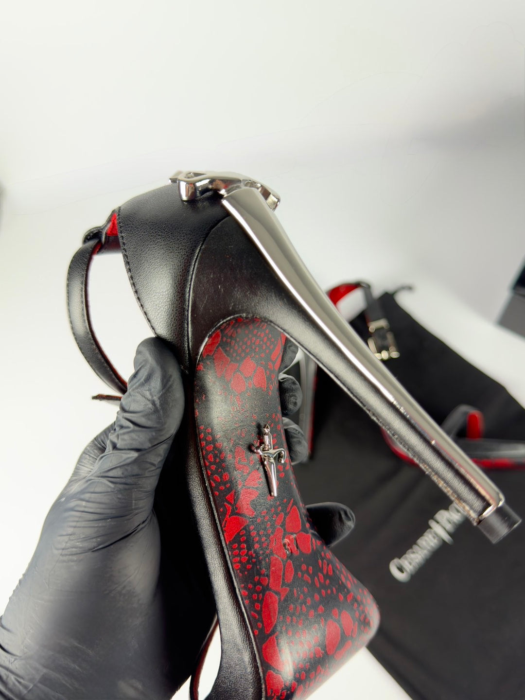 Cesare Paciotti Silver Dagger Heels Opened