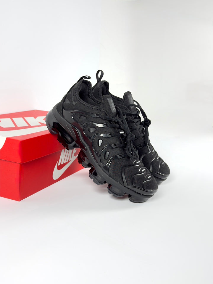 Nike Air VaporMax Plus Black