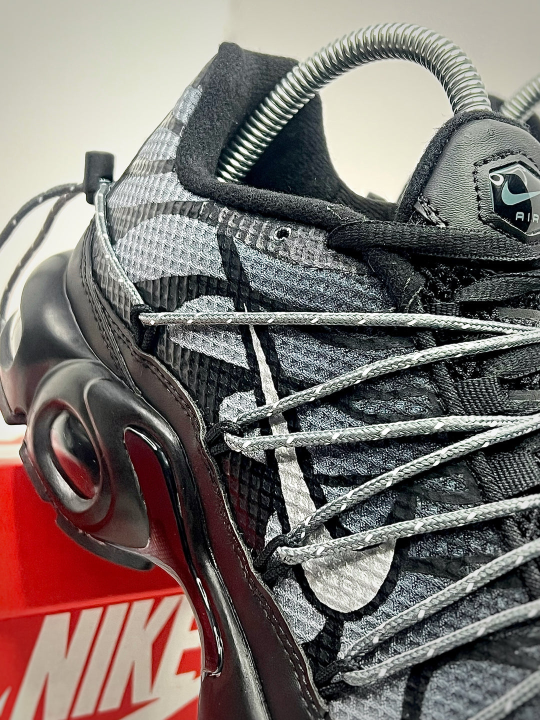 Nike Air Max Plus TN "Utility Black Grey"