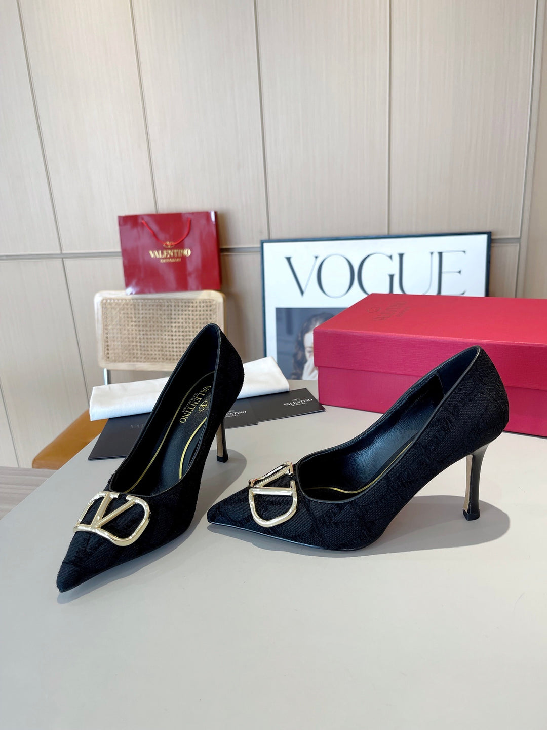 Vogue Heels Black