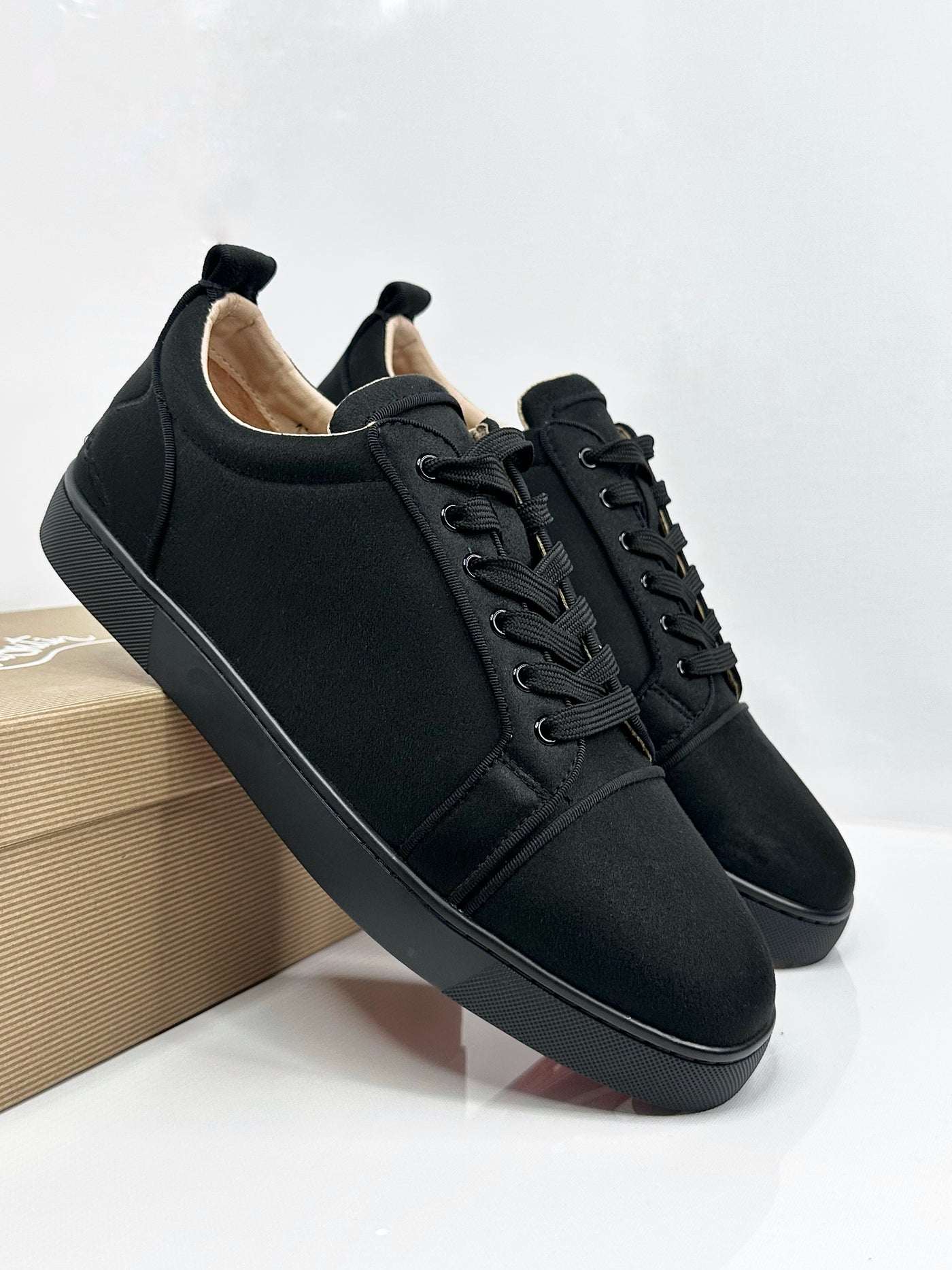 Louboutin Louis Junior Veau Velours Black