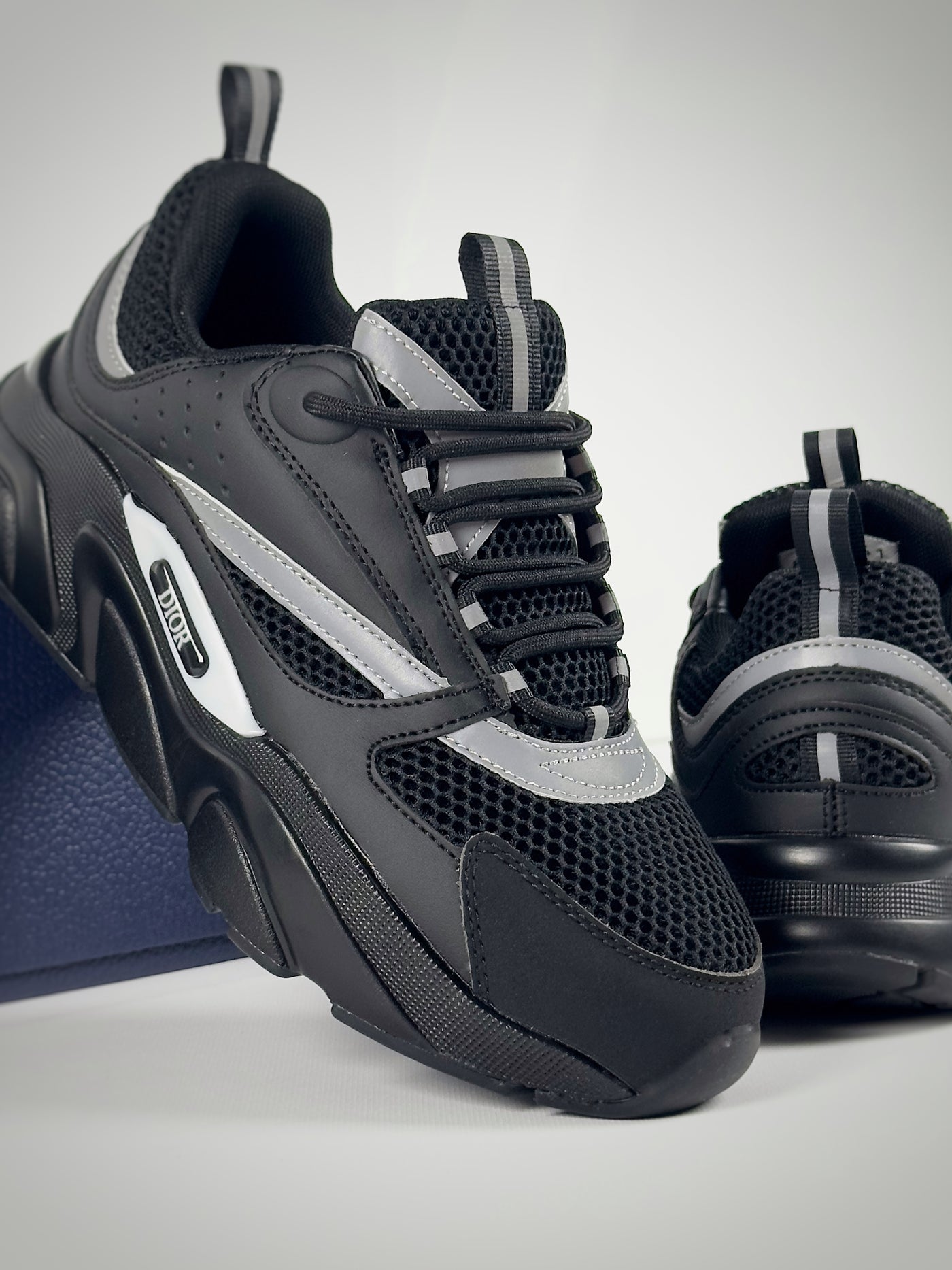 Dior B22 Triple Black (reflective)