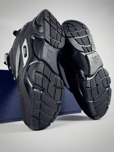 Dior B22 Triple Black (reflective)