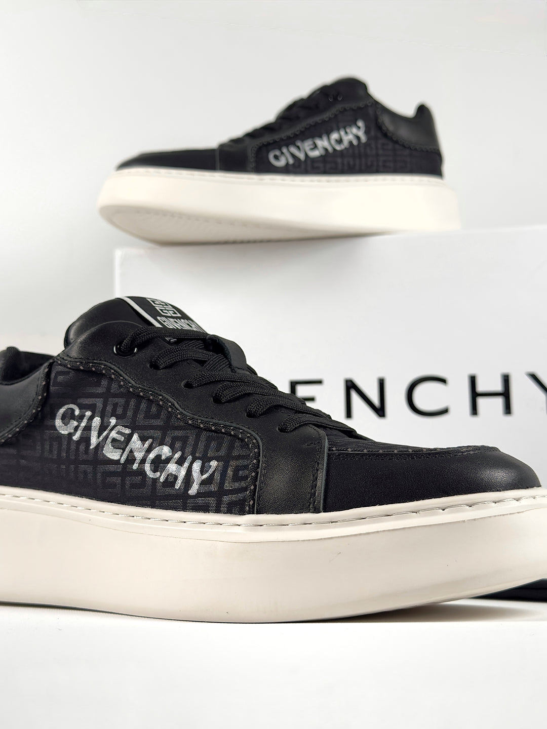 Givenchy Sneakers Black
