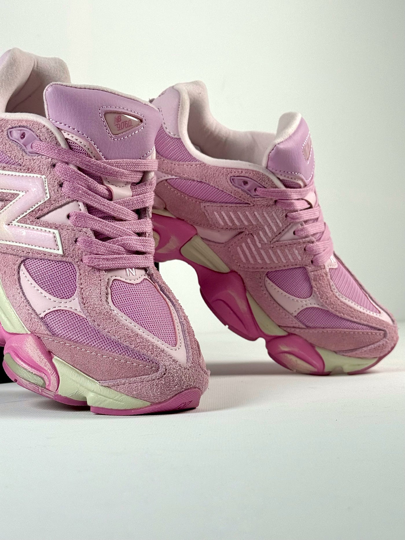 New Balance Sneakers Pink