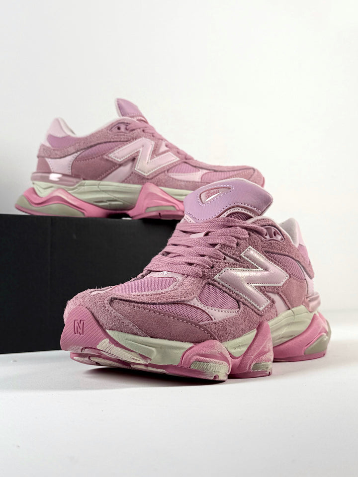 New Balance Sneakers Pink