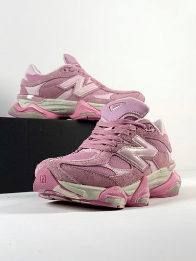 New Balance Sneakers Pink