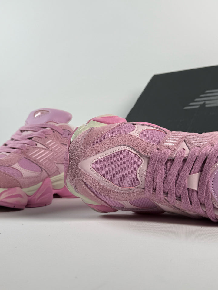 New Balance Sneakers Pink