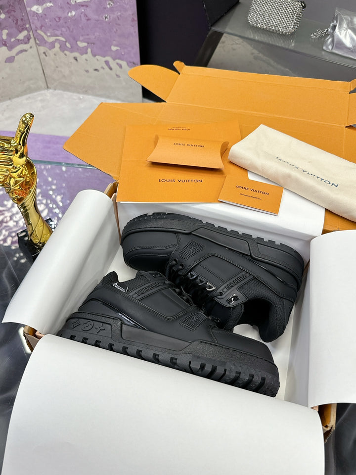 Louis Vuitton Trainer Maxi