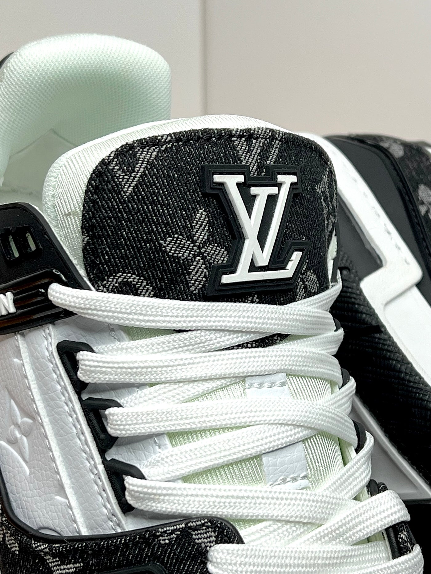 Louis Vuitton LV Trainer