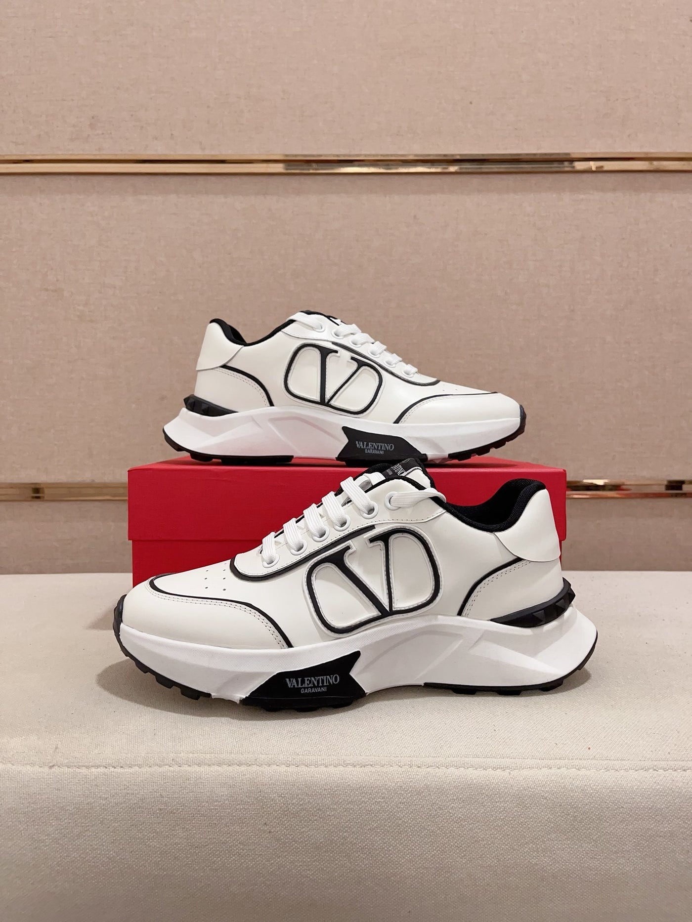 Valentino Garavani Sneakers White/Black