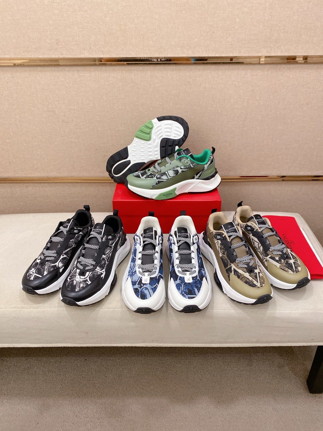 Valentino Gavarani Sneakers