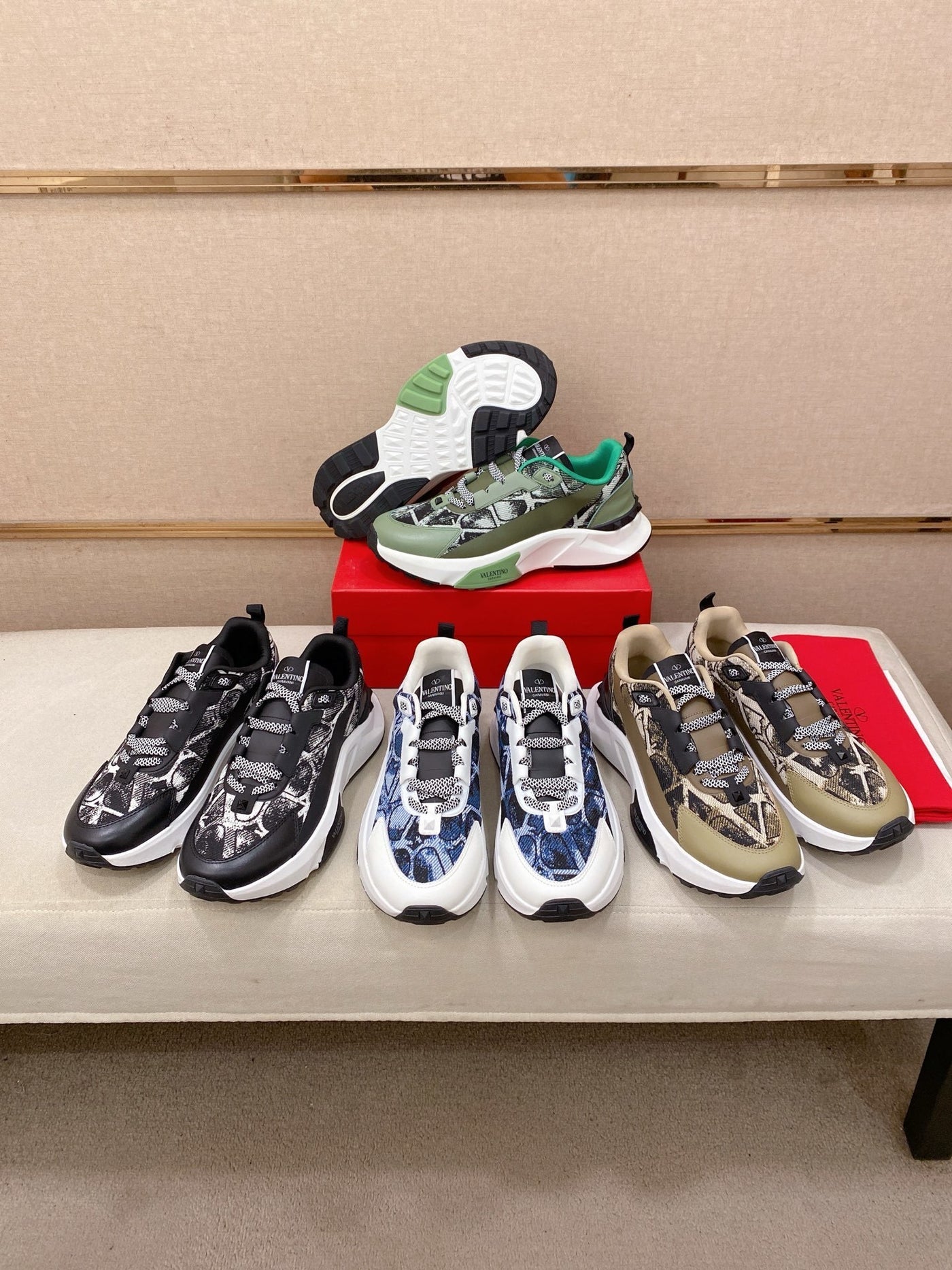 Valentino Gavarani Sneakers