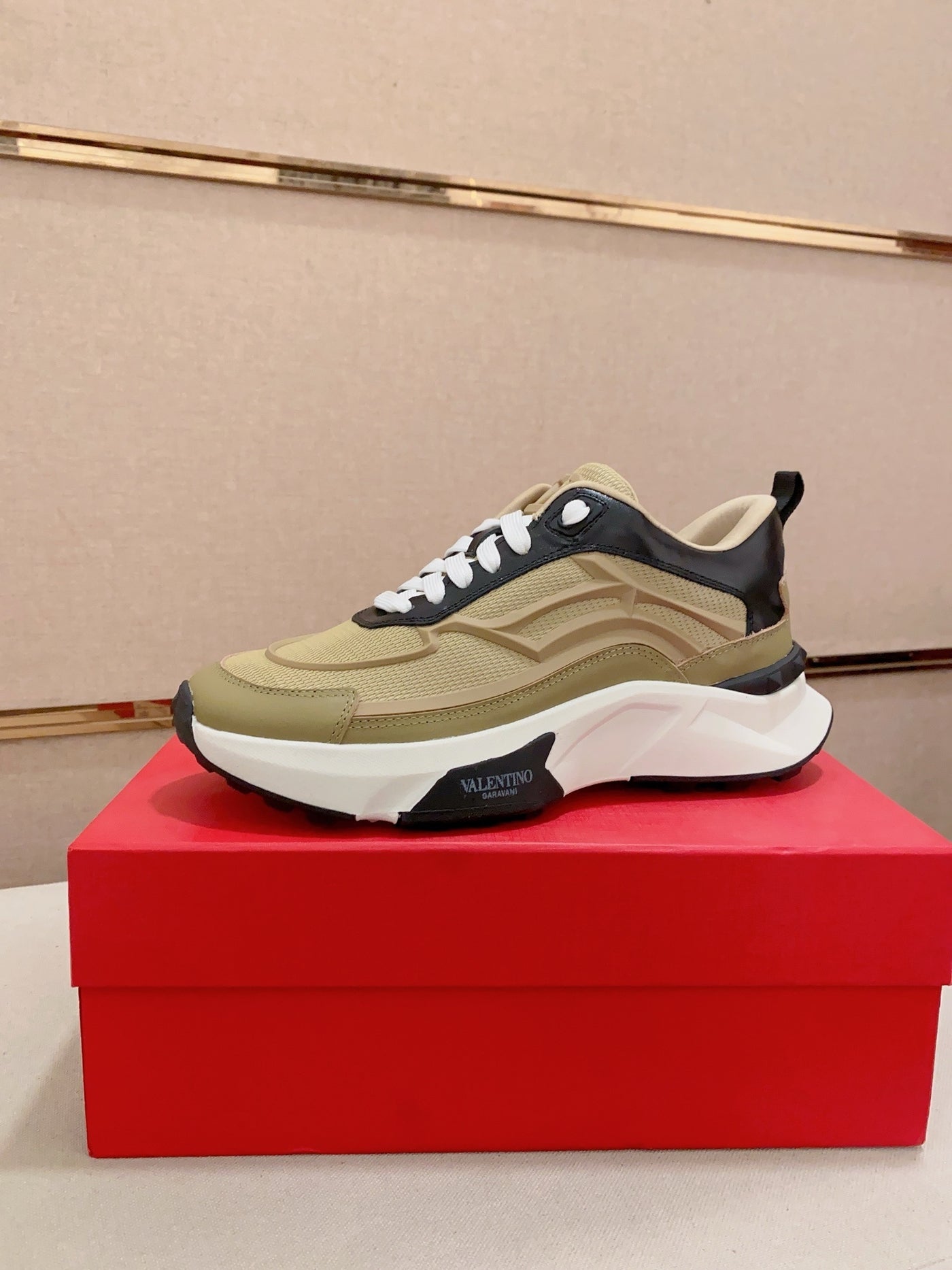 Valentino Gavarani Sneakers Green