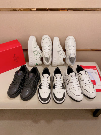 Valentino Garavani Sneakers Black