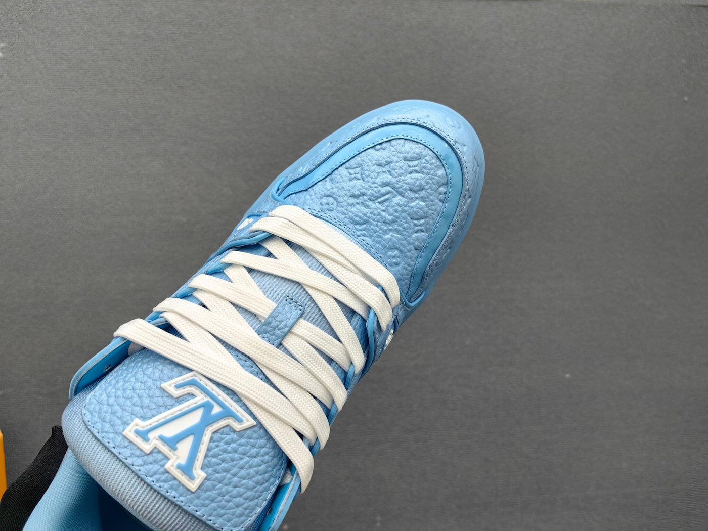 Louis Vuitton Sneakers Blue