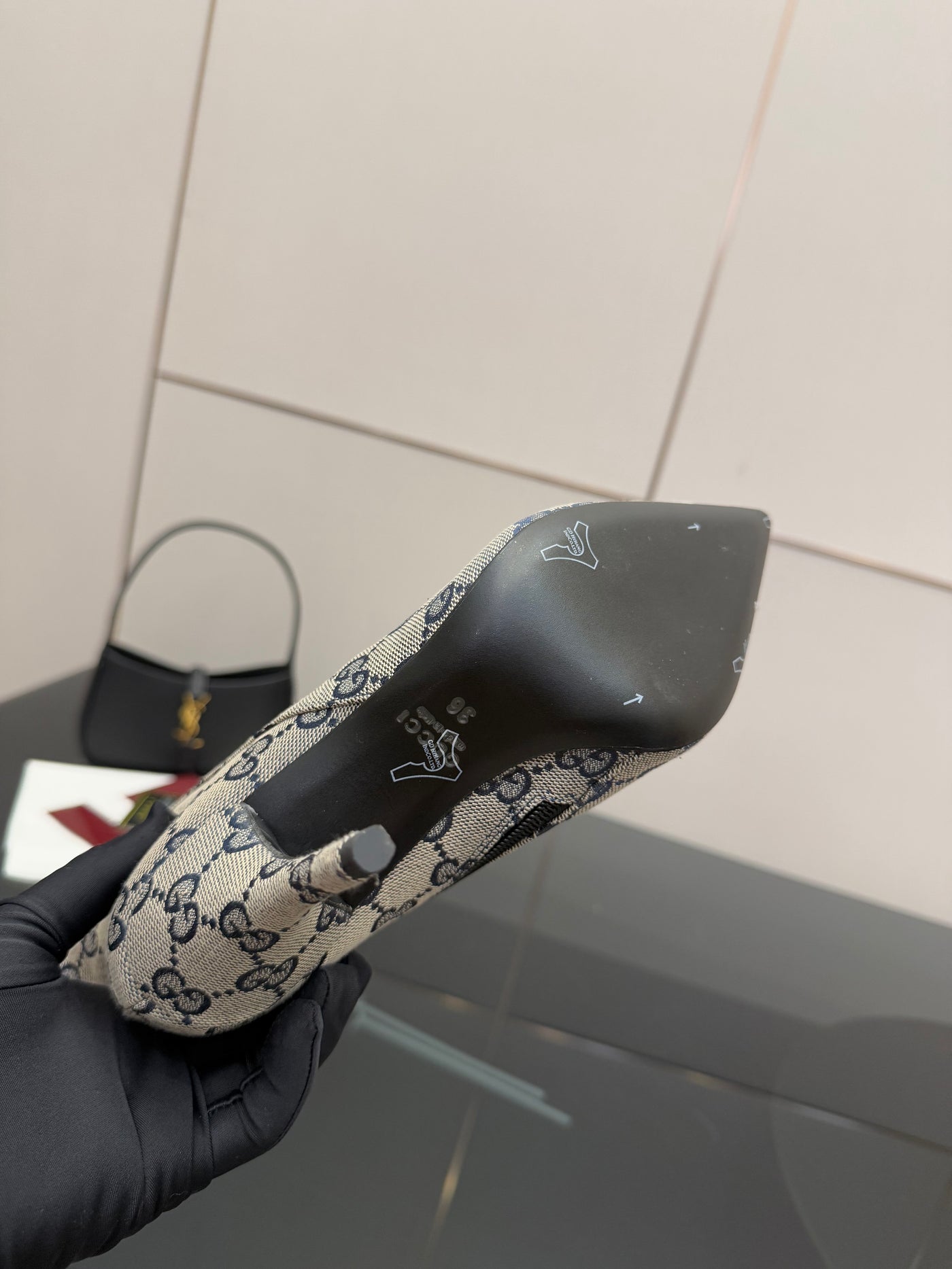 Gucci High-Top Black