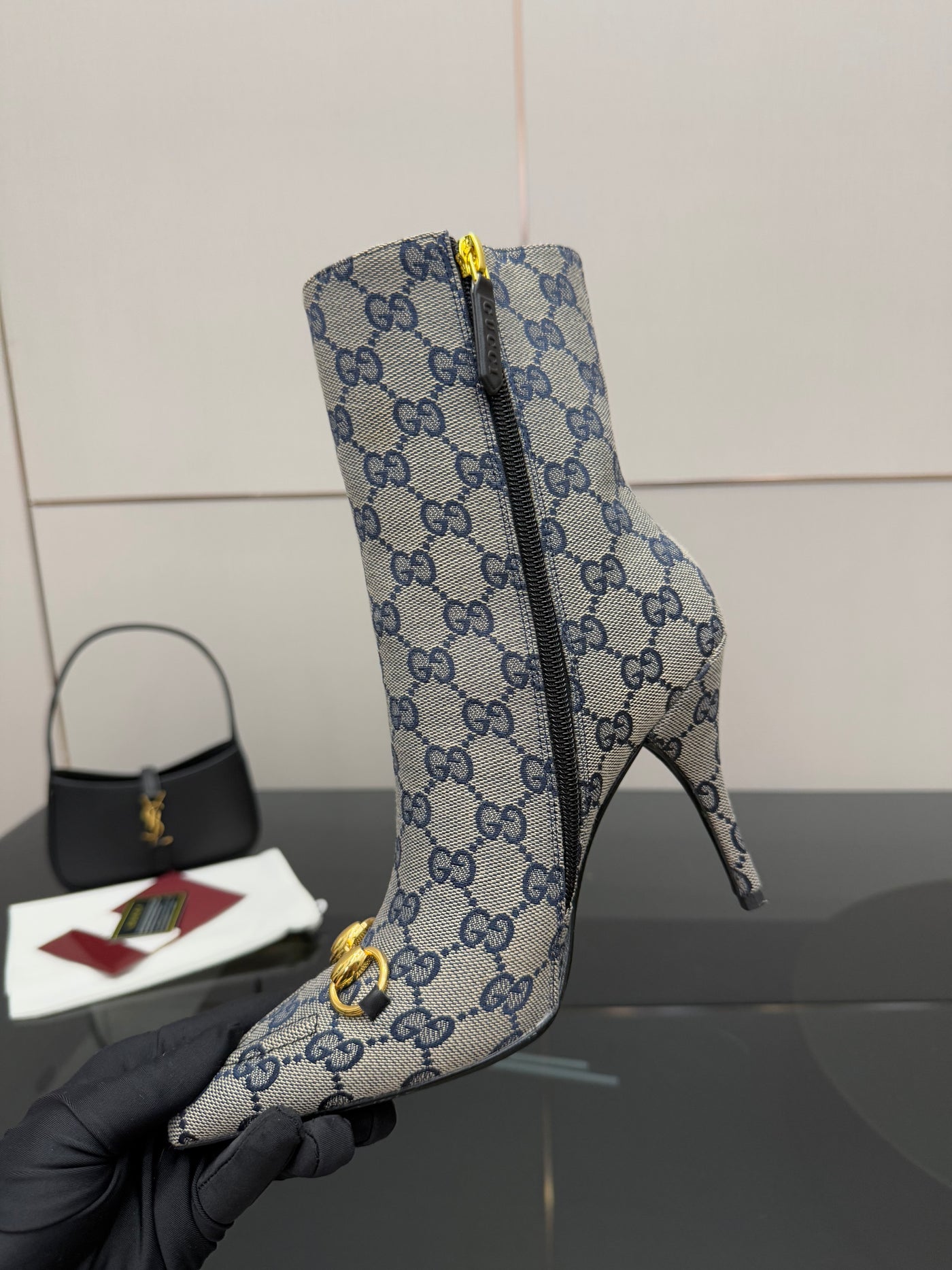 Gucci High-Top Black