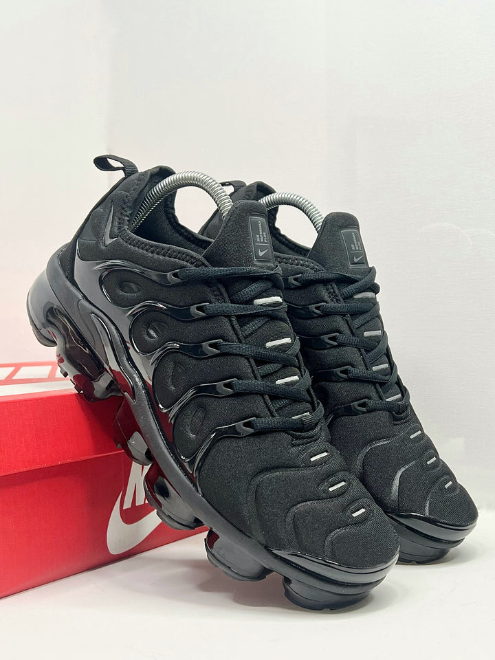 Nike Air VaporMax Plus Black