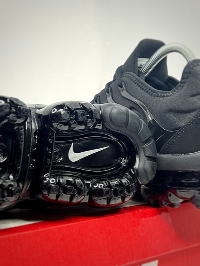 Nike Air VaporMax Plus Black