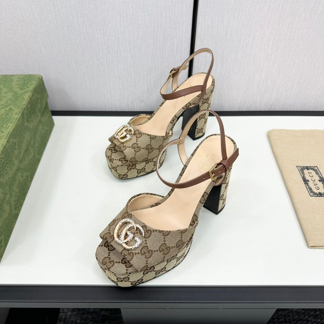 Gucci Heels Brown