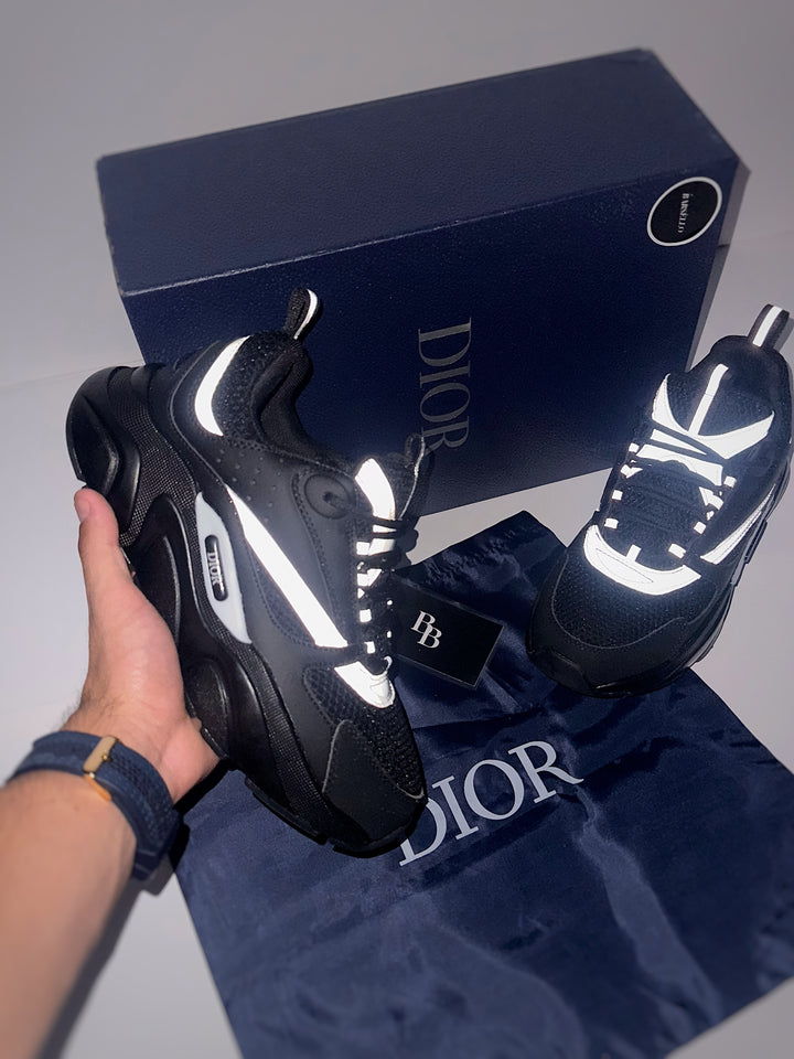 Dior B22 Triple Black (reflective)