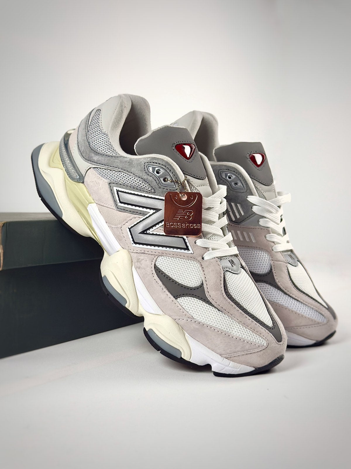 New Balance 9060 Light Grey
